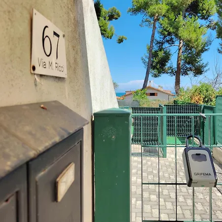 Cozy With Sea View Terrace By Host Hero Civitanova Marche