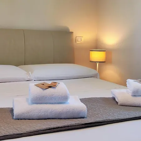 Cozy With Sea View Terrace By Host Hero Appartement *