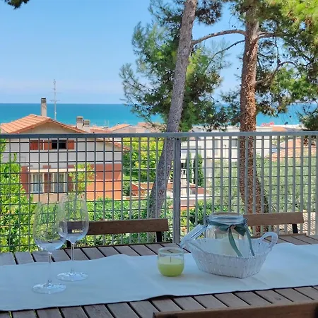 Cozy With Sea View Terrace By Host Hero Daire *