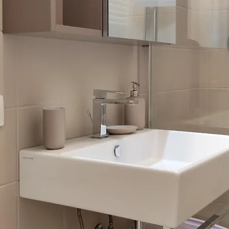 Apartman Cozy With Sea View Terrace By Host Hero *